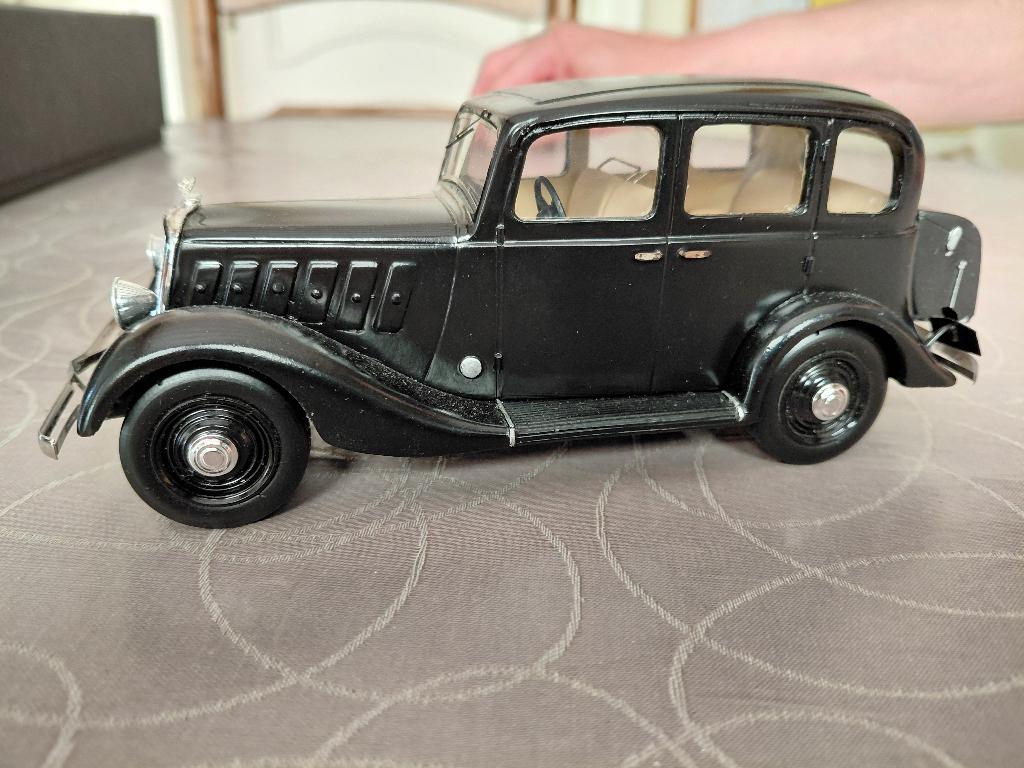 Minerva M4 1933-34 1:24, Ophalen of Verzenden, Zo goed als nieuw, Auto, Overige merken