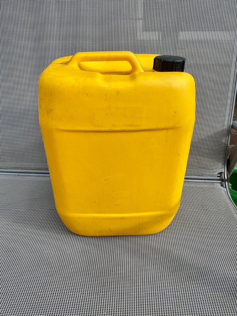 Jerrycan 20 Liter Vloeistoftank Benzinekan, Auto-onderdelen, Brandstofsystemen, Ophalen of Verzenden, Gebruikt