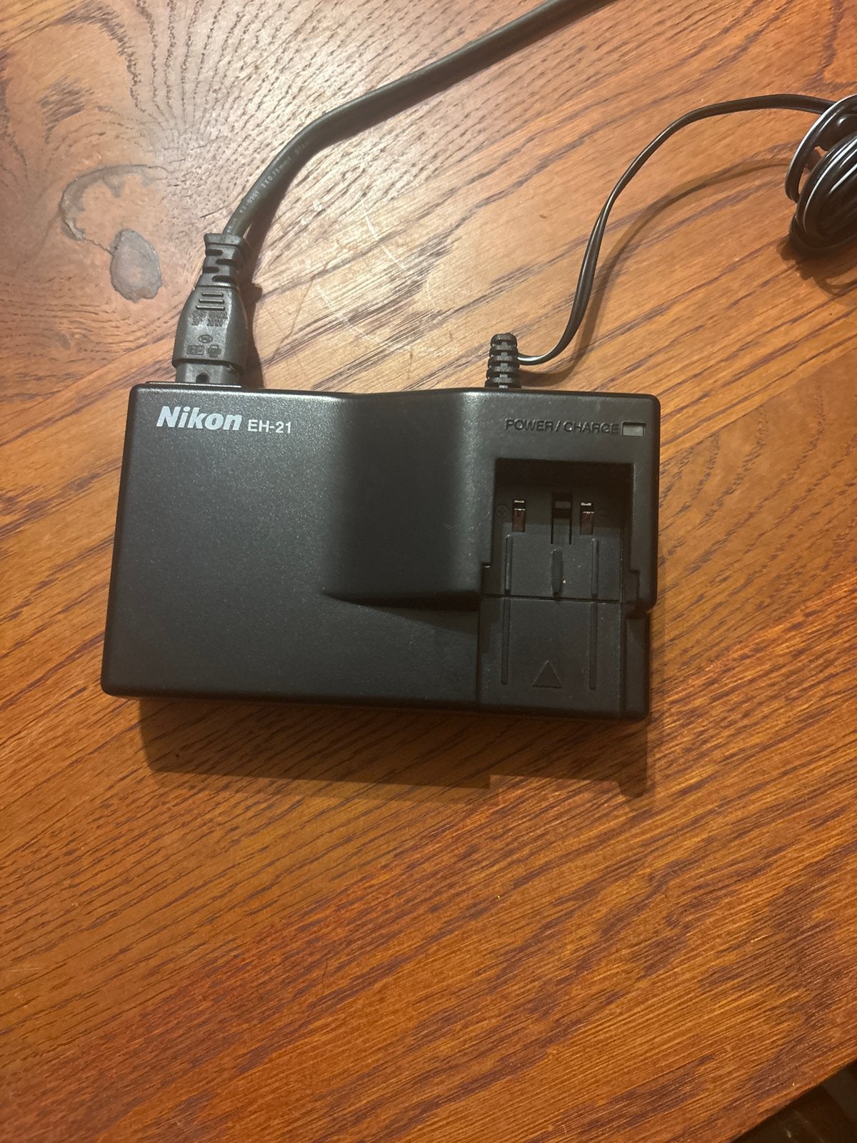 Nikon EH-21 Acculader voor camera's, Audio, Tv en Foto, Fotografie | Accu's en Batterijen, Gebruikt, Nikon, Acculader, Opladen via netstroom