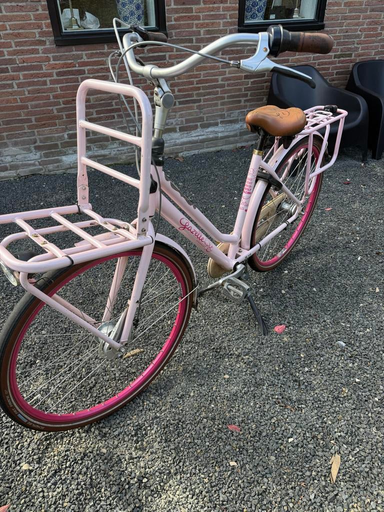 Roze Gazelle Omafiets met voordrager en bagagedrager, Fietsen en Brommers, Fietsen | Dames | Omafietsen, 50 tot 53 cm, Ophalen