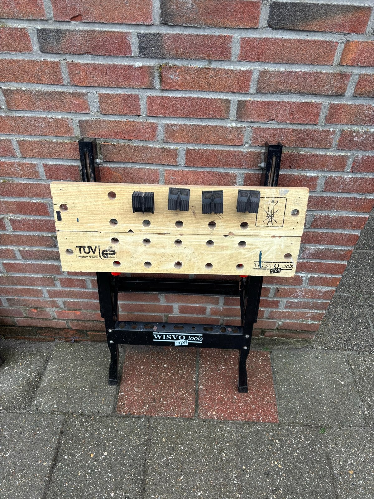 Opvouwbare werkbank met bankschroef - Wisvo Tools, Ophalen, Gebruikt, 70 tot 120 cm, Bankschroef
