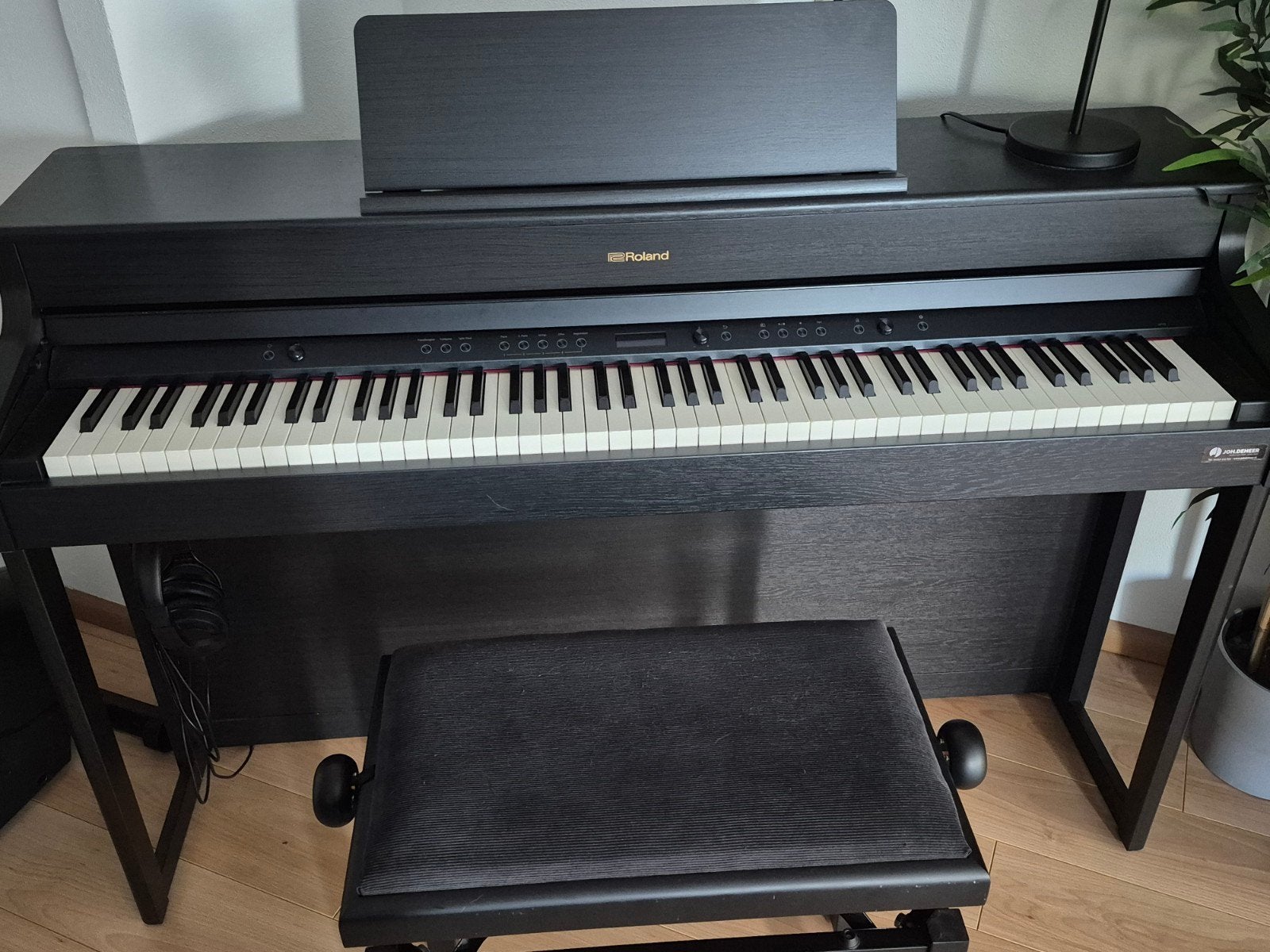 Roland HP-704CH Digitale Piano, Muziek en Instrumenten, Ophalen, Zo goed als nieuw, Zwart, Piano