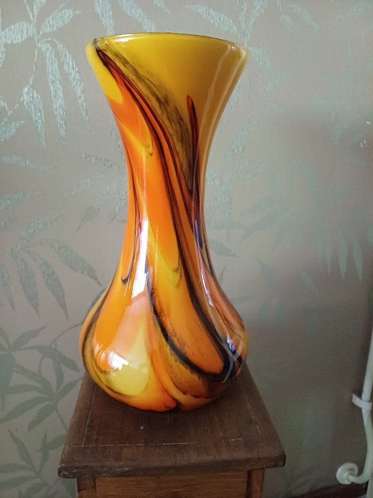 Zeer oude opaline glazen vaas, Antiek en Kunst, Meerkleurig, Vaas, Overige materialen, 33 cm