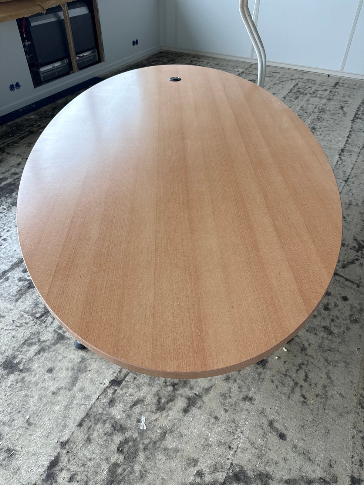 Ovale vergadertafel met stopcontacten, Ophalen, Gebruikt, 100 tot 150 cm, 200 cm of meer