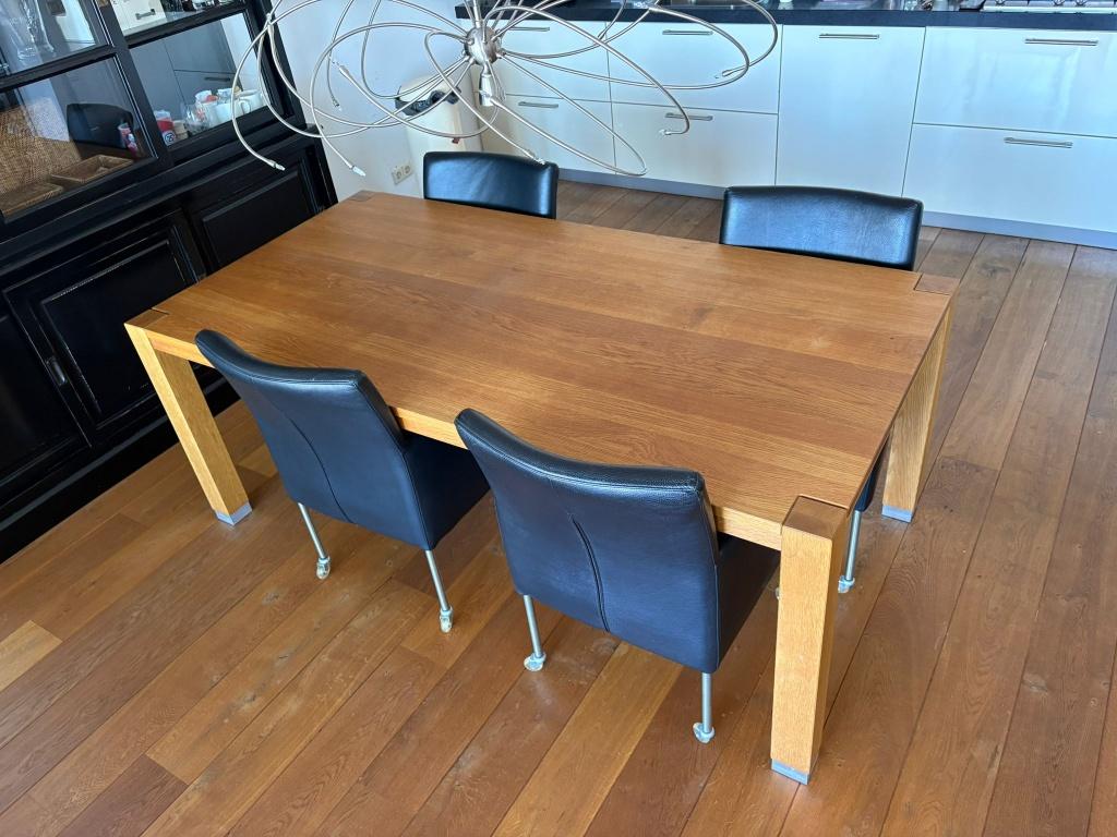 Eettafel Eikenhout + 4 Stoelen | by Jan des Bouvrie |Massief, Ophalen, Gebruikt, Eikenhout, Eikenhout