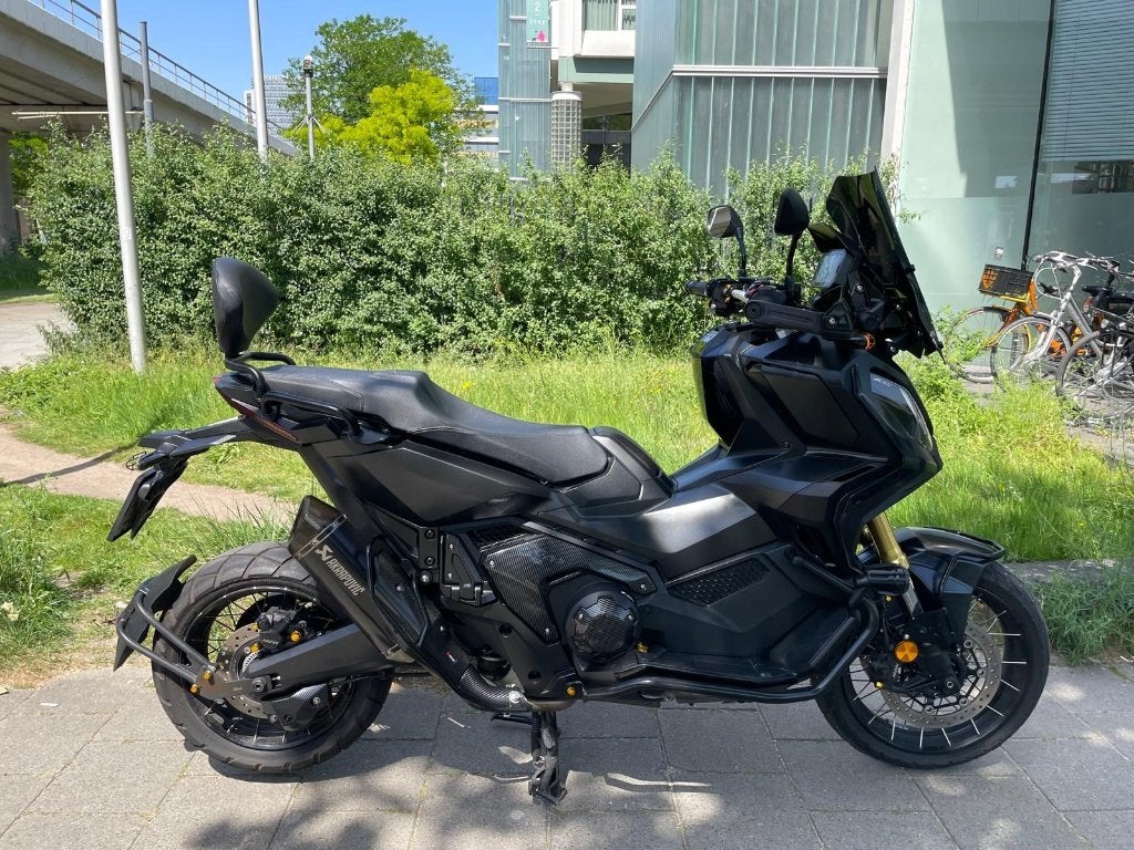 Honda X-adv 750 Full Option - Model 2023 - Akrapovic, Motoren, 745 cc, Nieuw, Motorrijbewijs A, Bedrijf