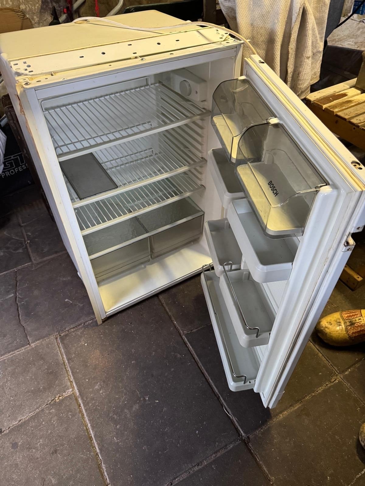 Inbouw koelkast Bosch, Witgoed en Apparatuur, Koelkasten en IJskasten, 75 tot 100 liter, 45 tot 60 cm, Ophalen, 85 tot 120 cm