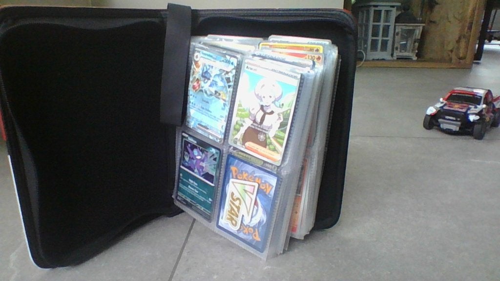 pokemon kaarten, Hobby en Vrije tijd, Verzamelkaartspellen | Pokémon, Ophalen, Zo goed als nieuw, Losse kaart, Foil