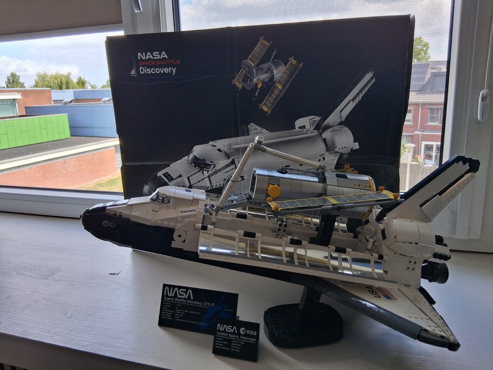 LEGO NASA Space Shuttle Discovery 10283, Ophalen of Verzenden, Zo goed als nieuw