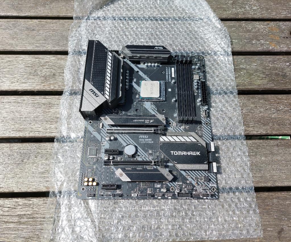 Am4 upgradeset msi b550 2x8GB 3200mhz cl16 corsair ram, Ophalen of Verzenden, Gebruikt, DDR4