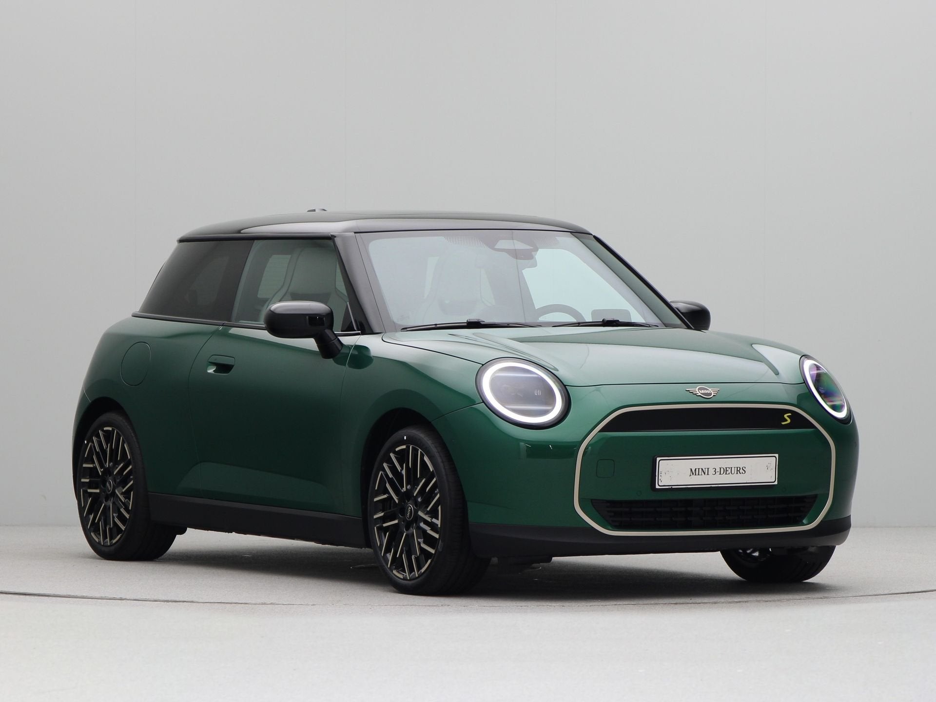 MINI Cooper SE Favoured Pakket M PRIVATE LEASE EUR 513,- (60, Auto's, Beige, 4 stoelen, Mini Electric, Parkeerassistent