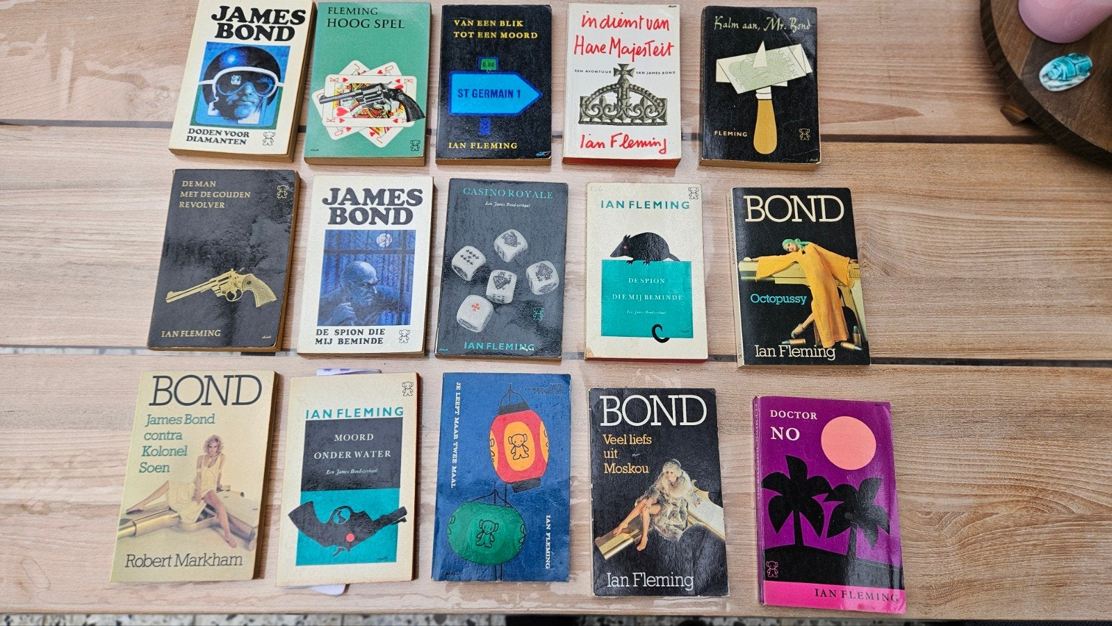 Zwarte beertjes James Bond, Ophalen of Verzenden