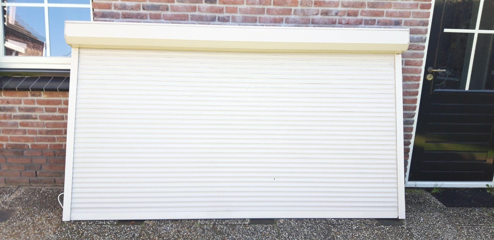 Rolluik elektrisch afmeting 2270mm x 1180mm 9001, Tuin en Terras, Zonneschermen, Ophalen, Zo goed als nieuw, Rolluik, Elektrisch