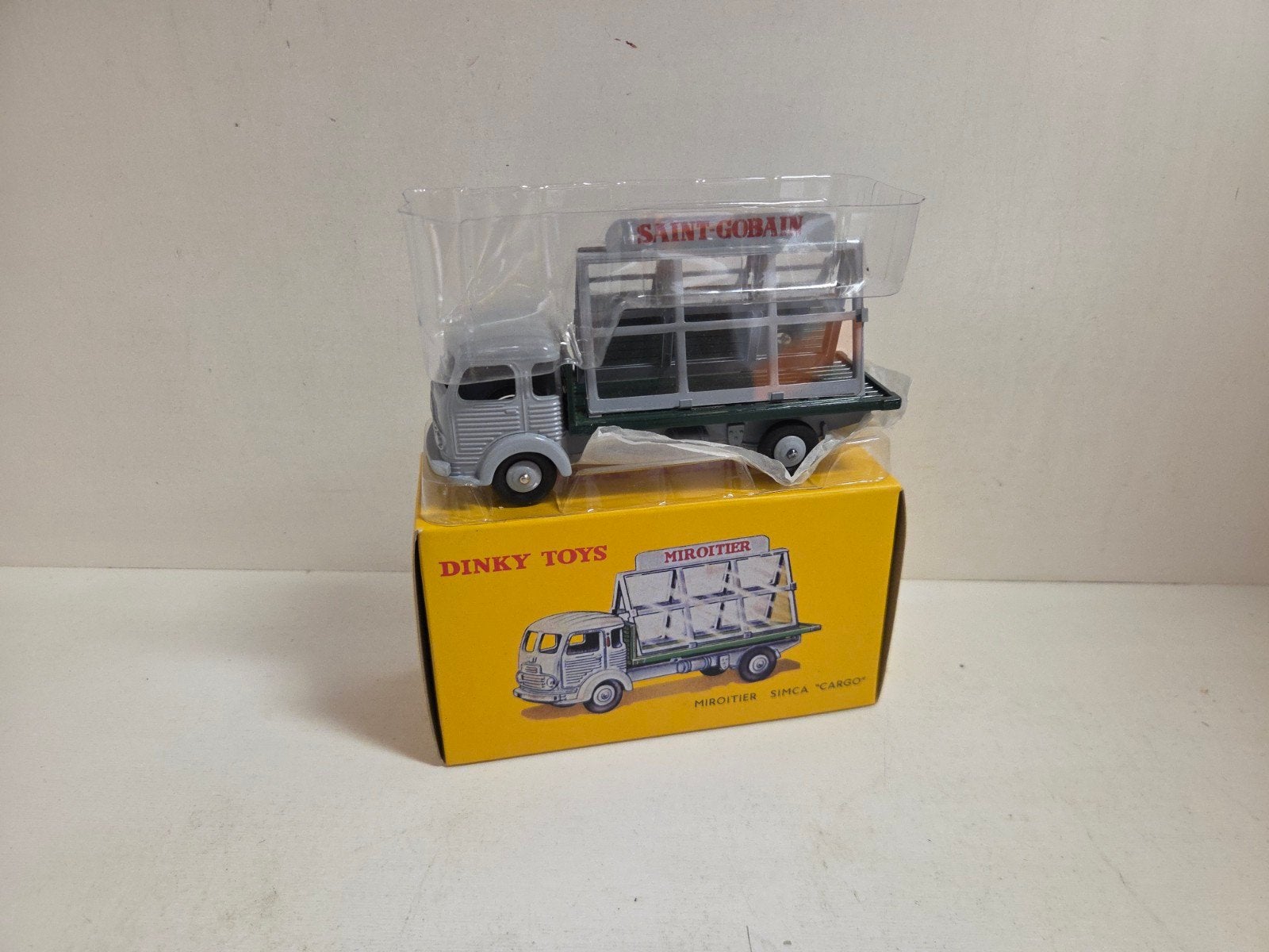 Dinky Toys Atlas Simca Cargo glaswagen, Auto, ., Dinky Toys, Ophalen of Verzenden