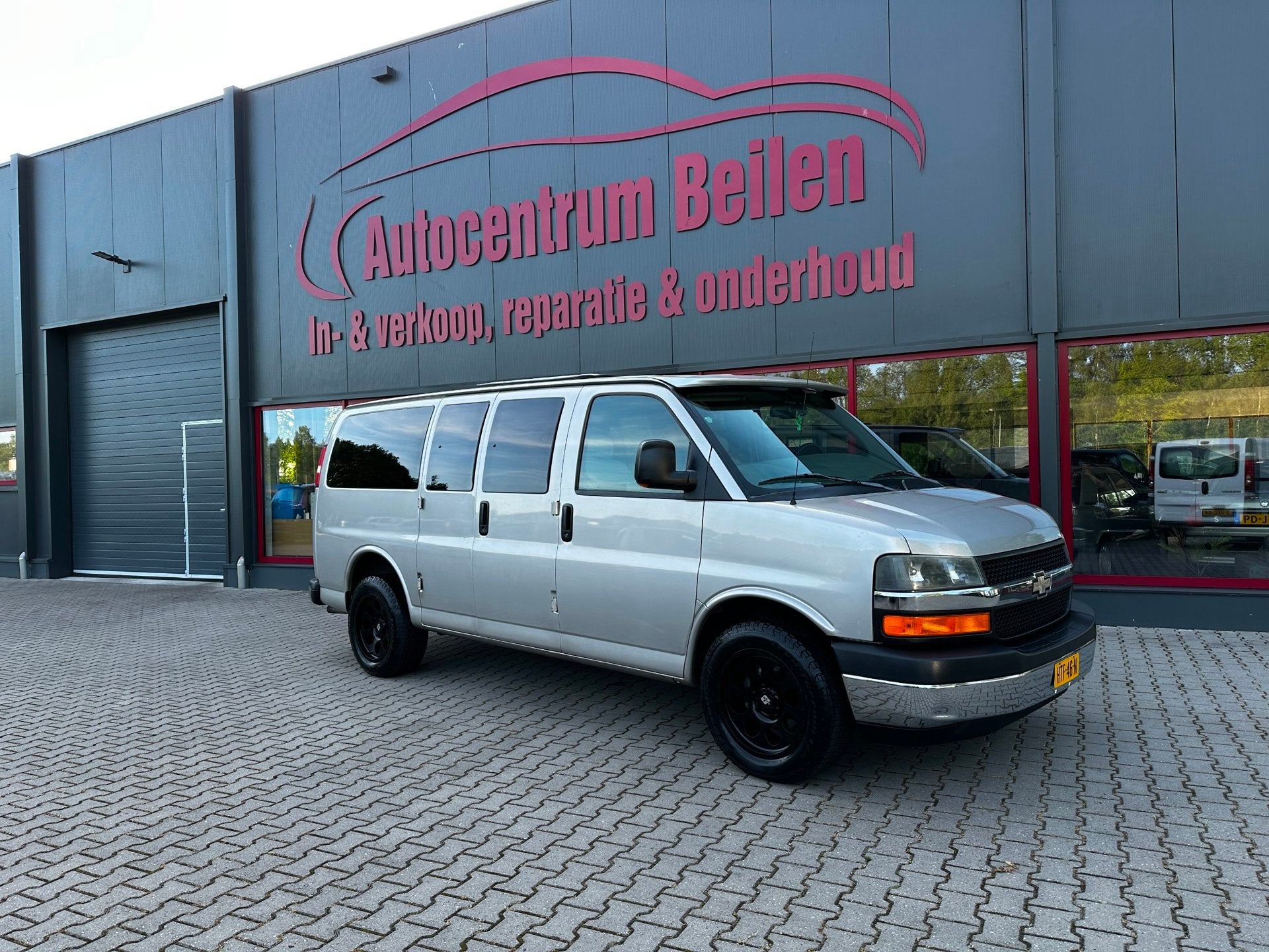 Chevrolet EXPRESS CAMPER / LPG-G3 / AUTOMAAT / TREKHAAK /, Caravans en Kamperen, Campers, Bedrijf, LPG, Airbags, Overige merken