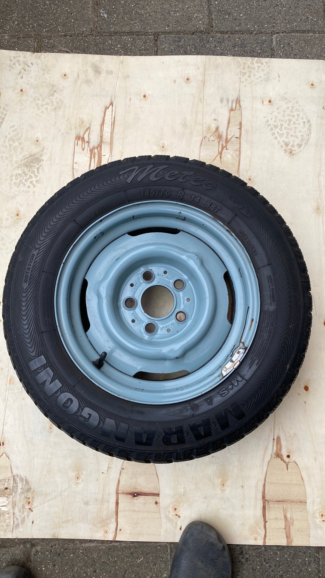 Mercedes oldtimer velgen + m&s banden 4 stuk, Auto-onderdelen, Banden en Velgen, 14 inch, Gebruikt, Banden en Velgen, All Season