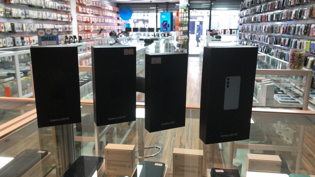 Samsung Galaxy S24 / S24 FE / S24+  verkoop / reparatie, Ophalen of Verzenden, Zo goed als nieuw