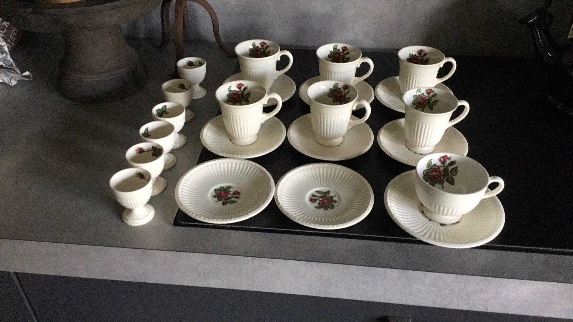 Wedgewood Rose servies, Ophalen of Verzenden, Zo goed als nieuw, Aardewerk, Kop(pen) en/of Schotel(s)