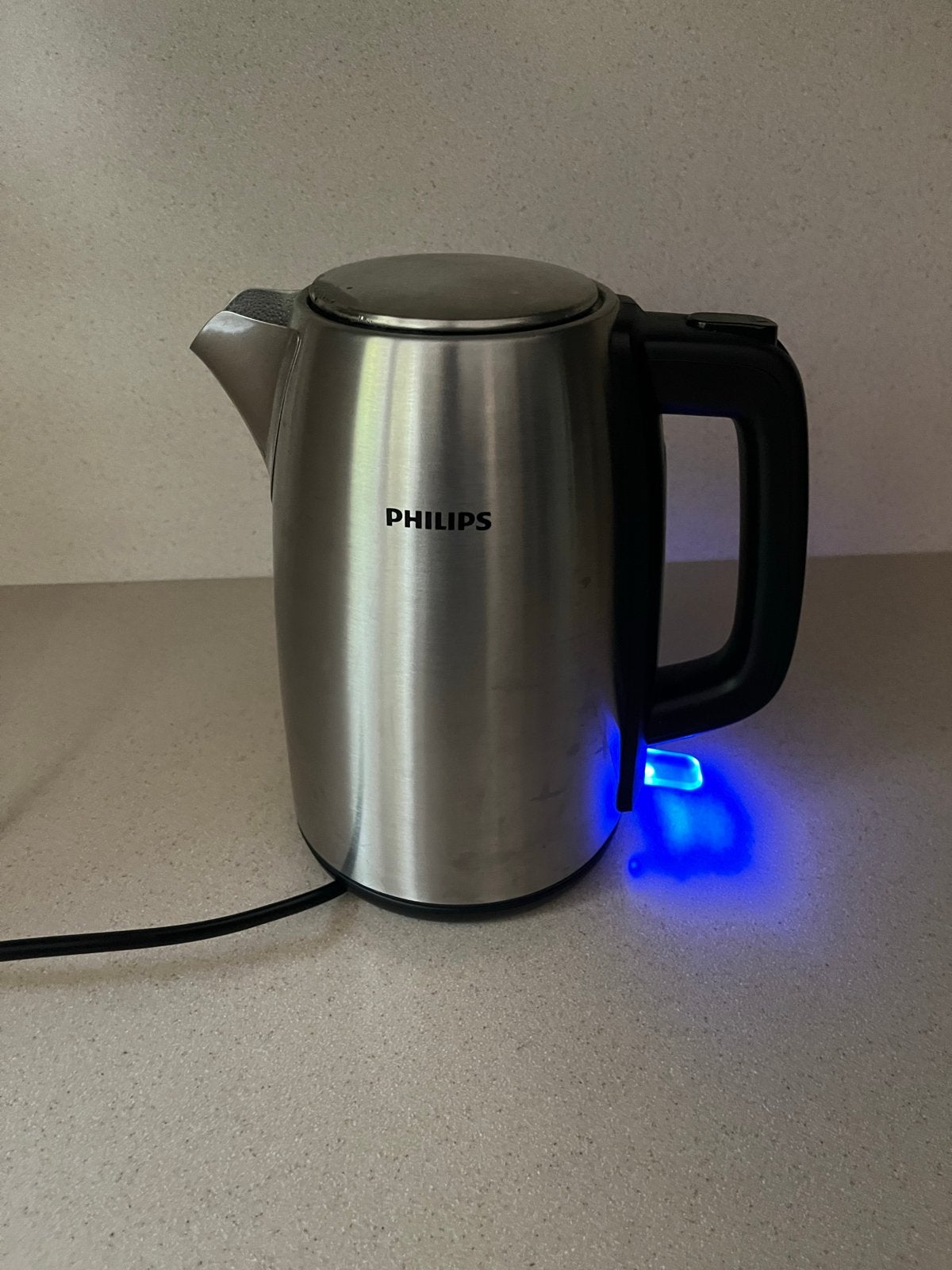 Philips Waterkoker RVS - Zo goed als nieuw, 1 tot 2 liter, Ophalen of Verzenden, Zo goed als nieuw, Draadloos