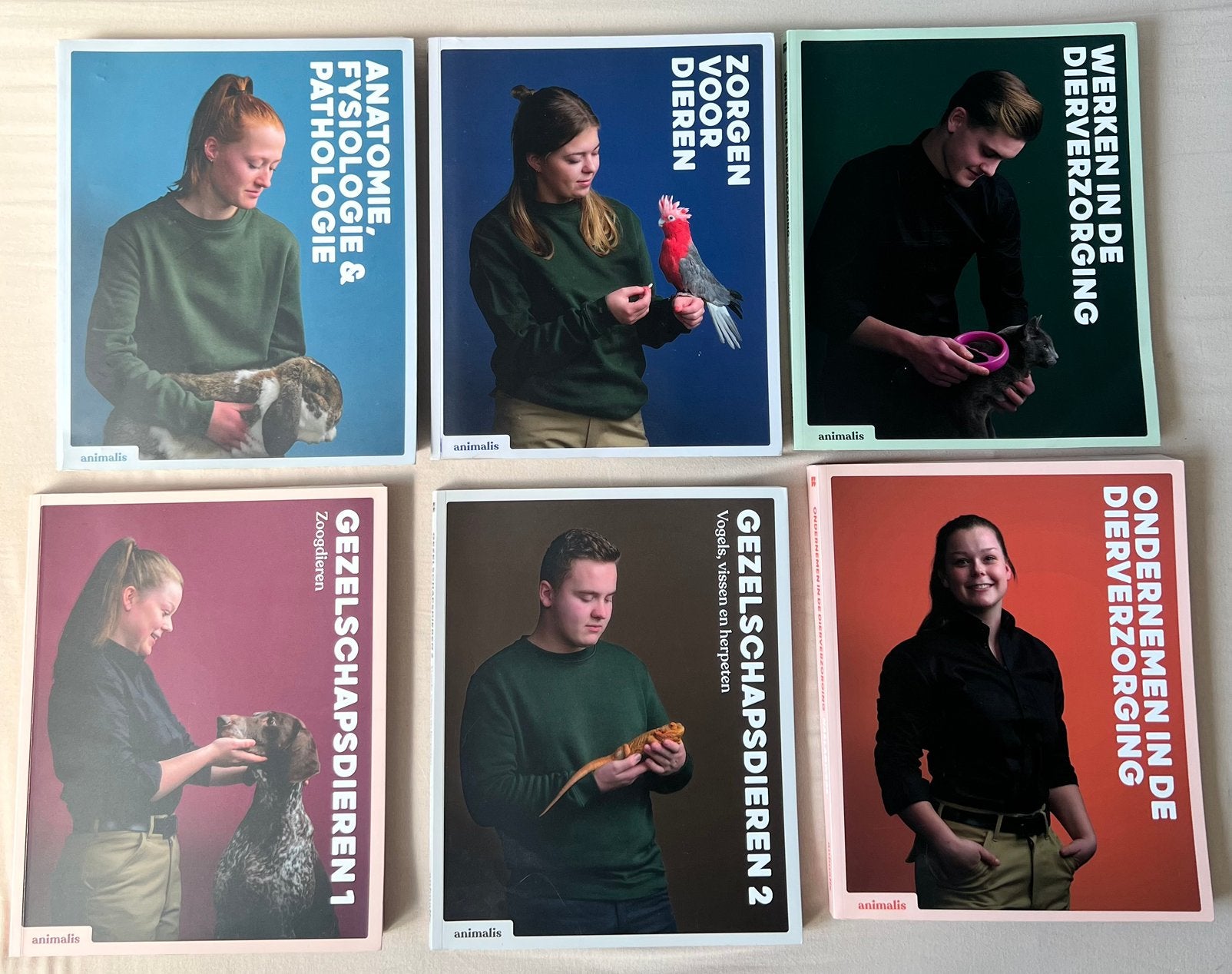 Animalis schoolboeken – complete set, Boeken, Schoolboeken, Ophalen, Zo goed als nieuw, Overige niveaus