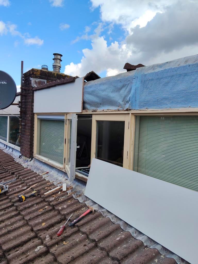 Foto 21 van STUCADOOR  SCHILDER  NODIG €15 M2