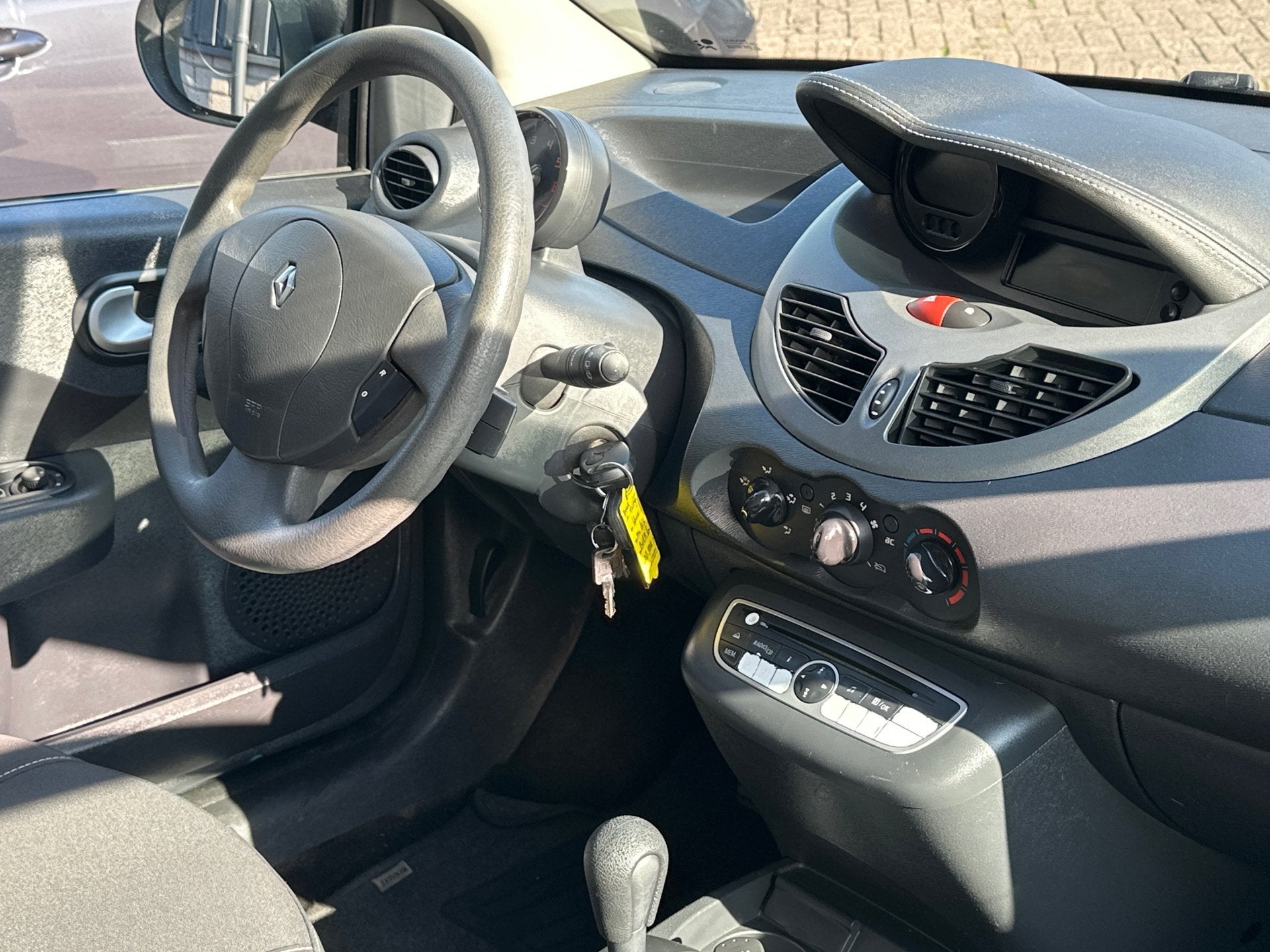 Renault Twingo Gereserveerd!, Auto's, Euro 5, Twingo, Gebruikt, 31 €/maand