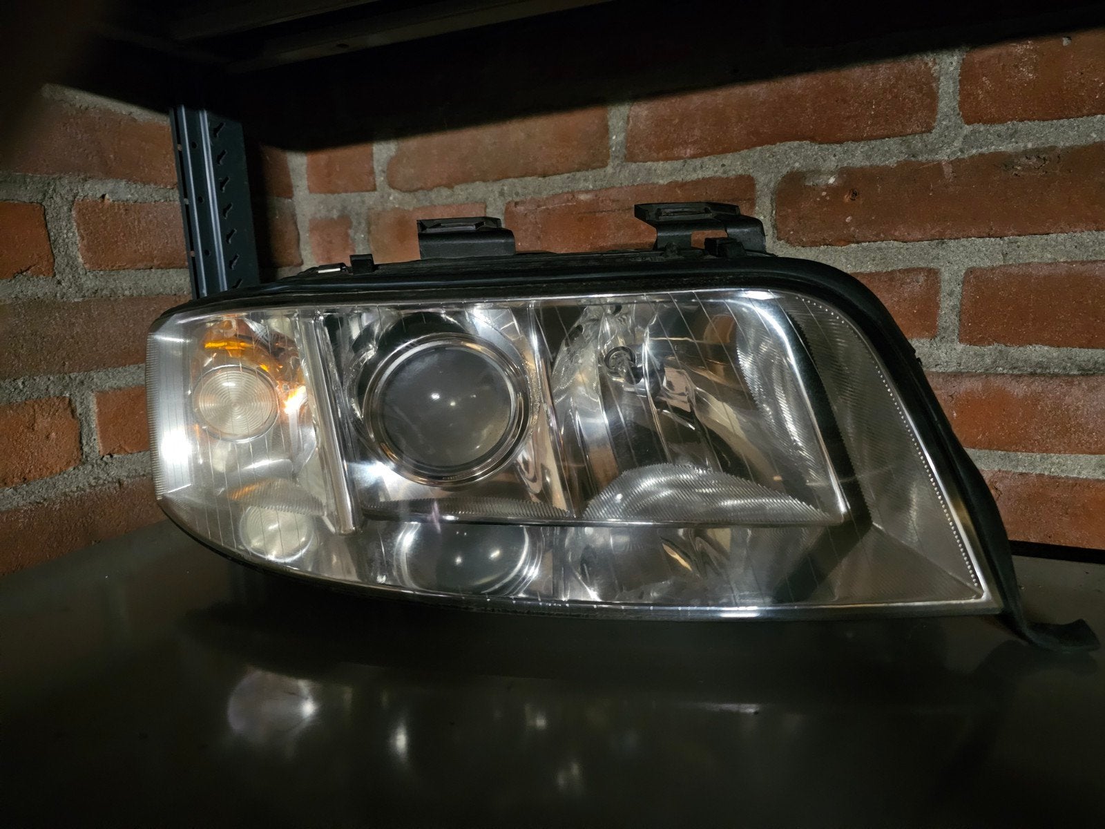 Audi A6 S6 RS6 C5 Koplamp Origineel Hella Xenon met Ballast, Ophalen of Verzenden, Gebruikt, Audi