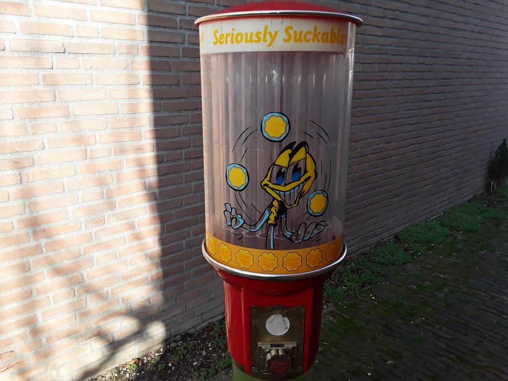 Vintage snoepautomaat, Ophalen, Zo goed als nieuw