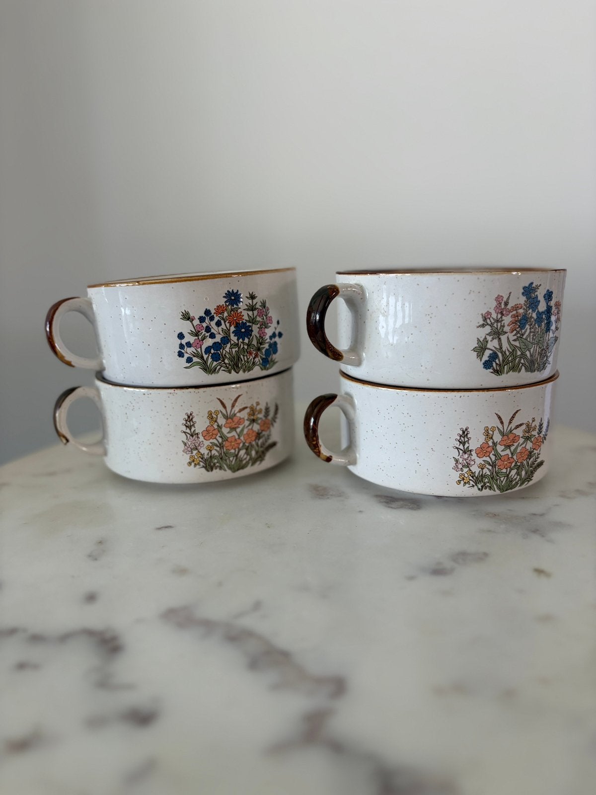 4 vintage botanische soepkommen met bloemen, Ophalen of Verzenden, Zo goed als nieuw