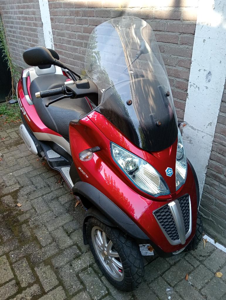 Piaggio MP3 300 IE LT, Motoren, Motoren | Piaggio, Scooter, Gebruikt, Particulier, Automaat