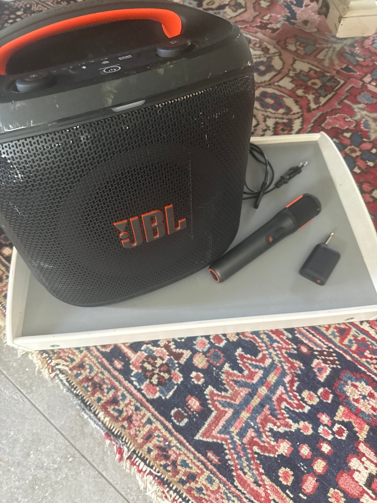 JBL enc ess 2 + mic + dongle VERKOCHT, Gebruikt, JBL, Party speaker, AUX-ingang