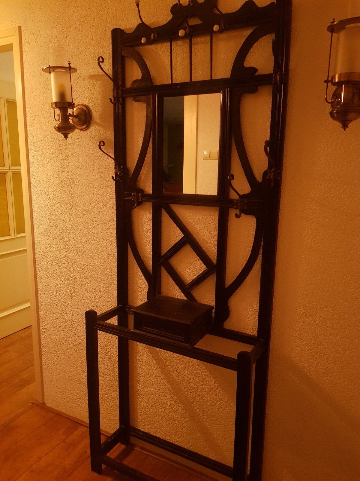 Staande kapstok, Ophalen
