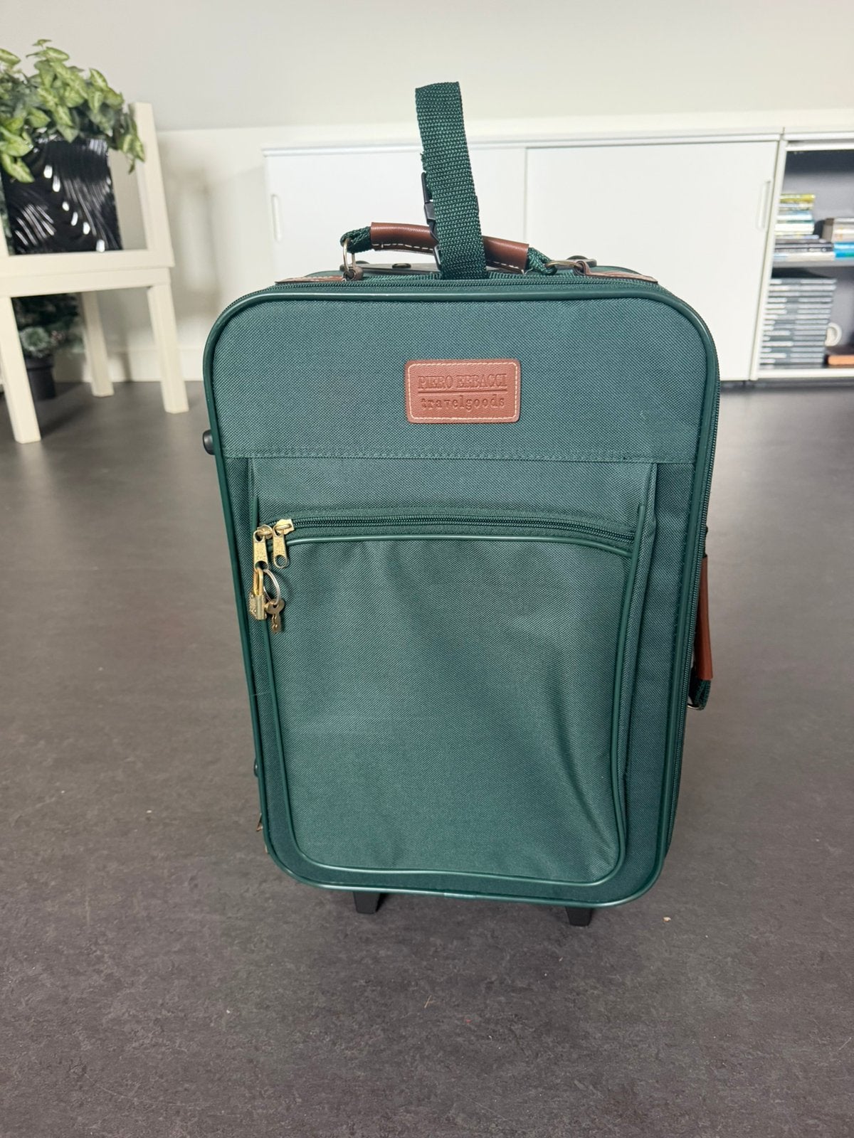 Groene mini koffer, Ophalen of Verzenden, Nieuw, Zacht kunststof