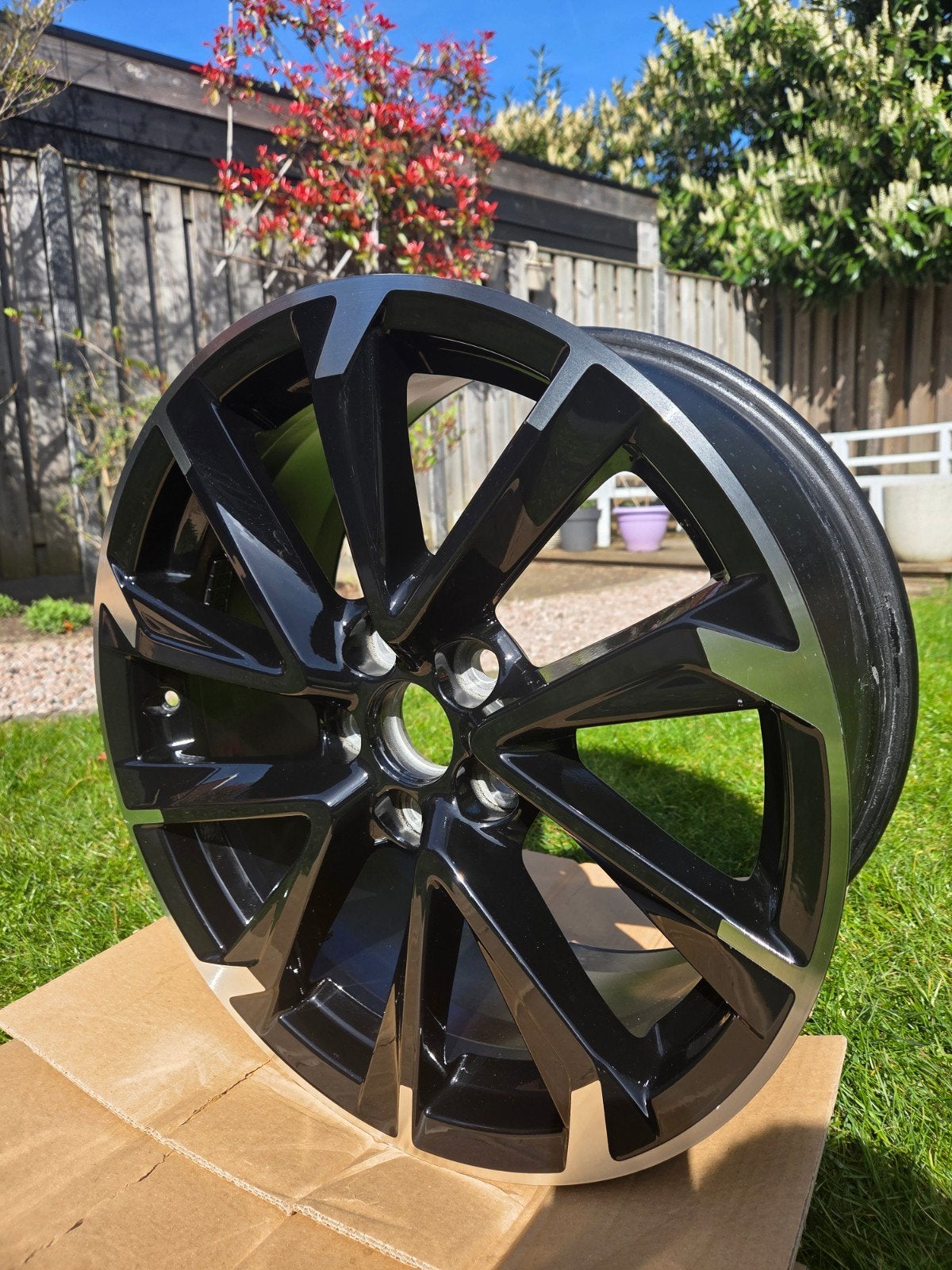 Toyota 18 inch velg (GR sport) multispaak corolla, Ophalen