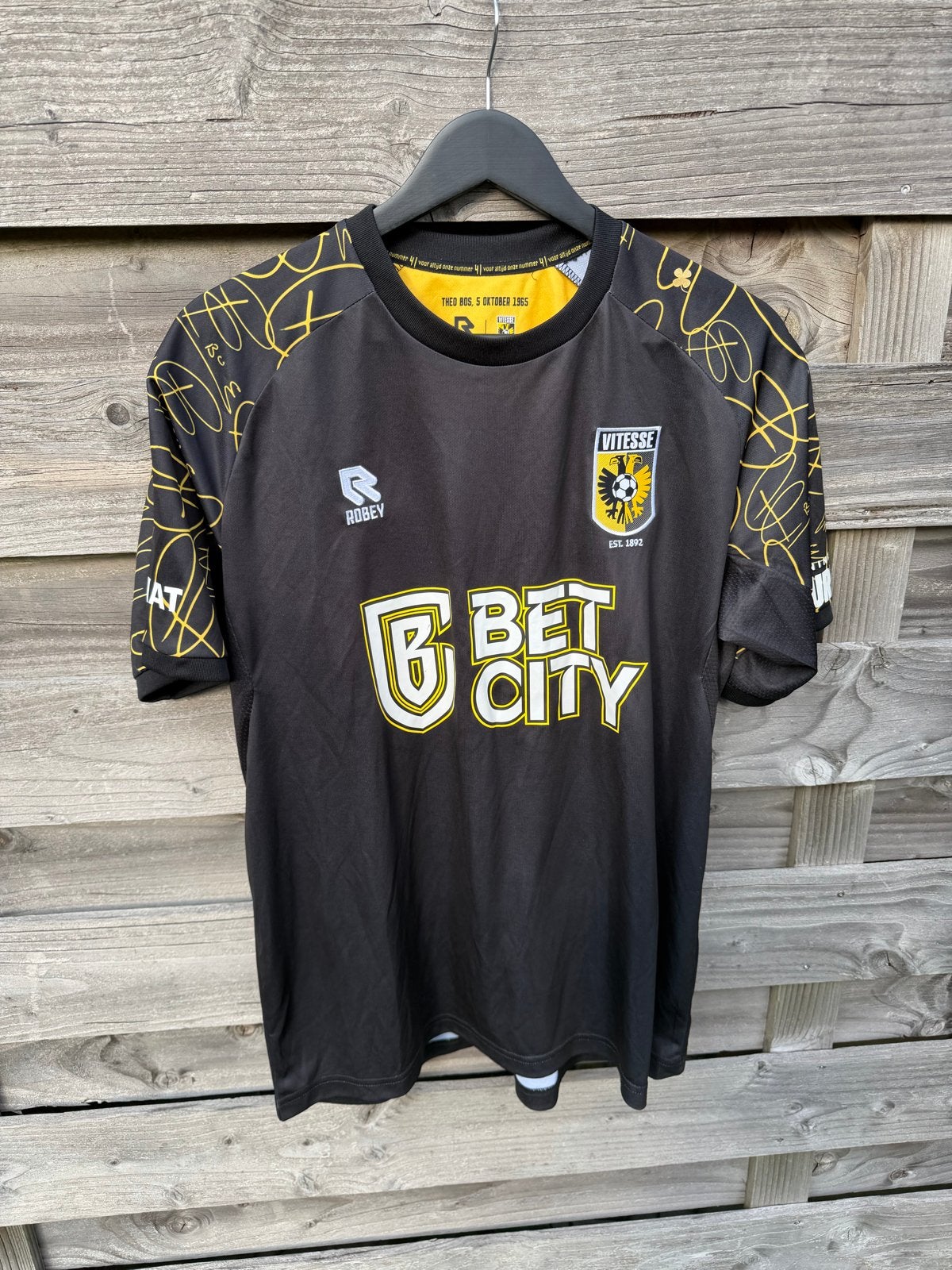 Vitesse Robey Thuisshirt 2023-2024 Maat L, Verzamelen, Ophalen of Verzenden, Nieuw