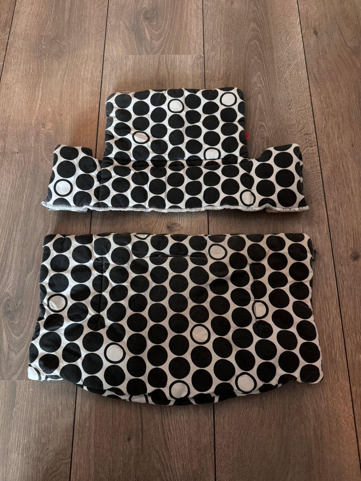 Stokke kussenset zwart/wit, Ophalen of Verzenden, Gebruikt, Meegroeistoel