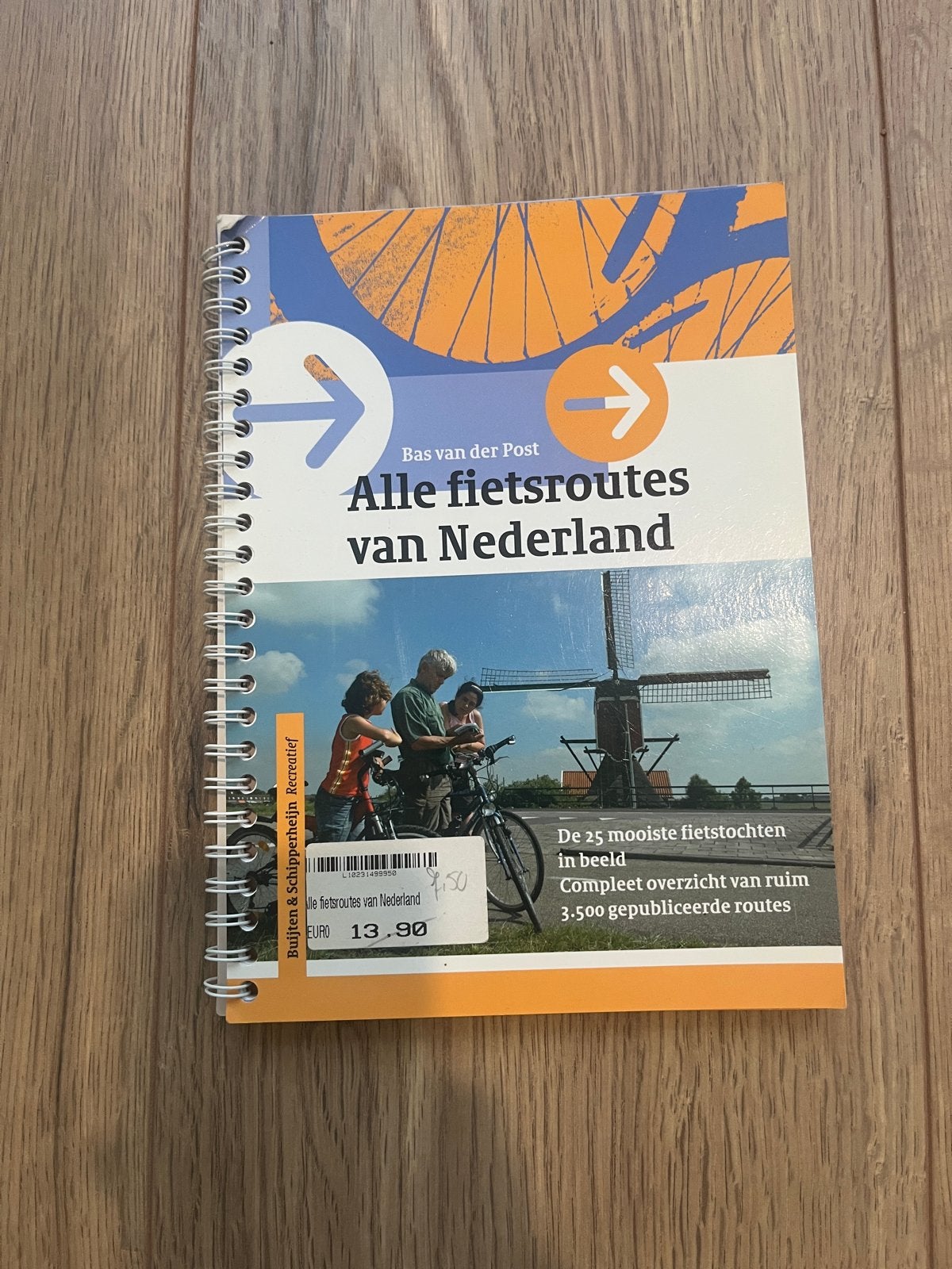 Alle fietsroutes van Nederland - Bas van der Post, Fiets- of Wandelgids, Zo goed als nieuw, Benelux, Ophalen