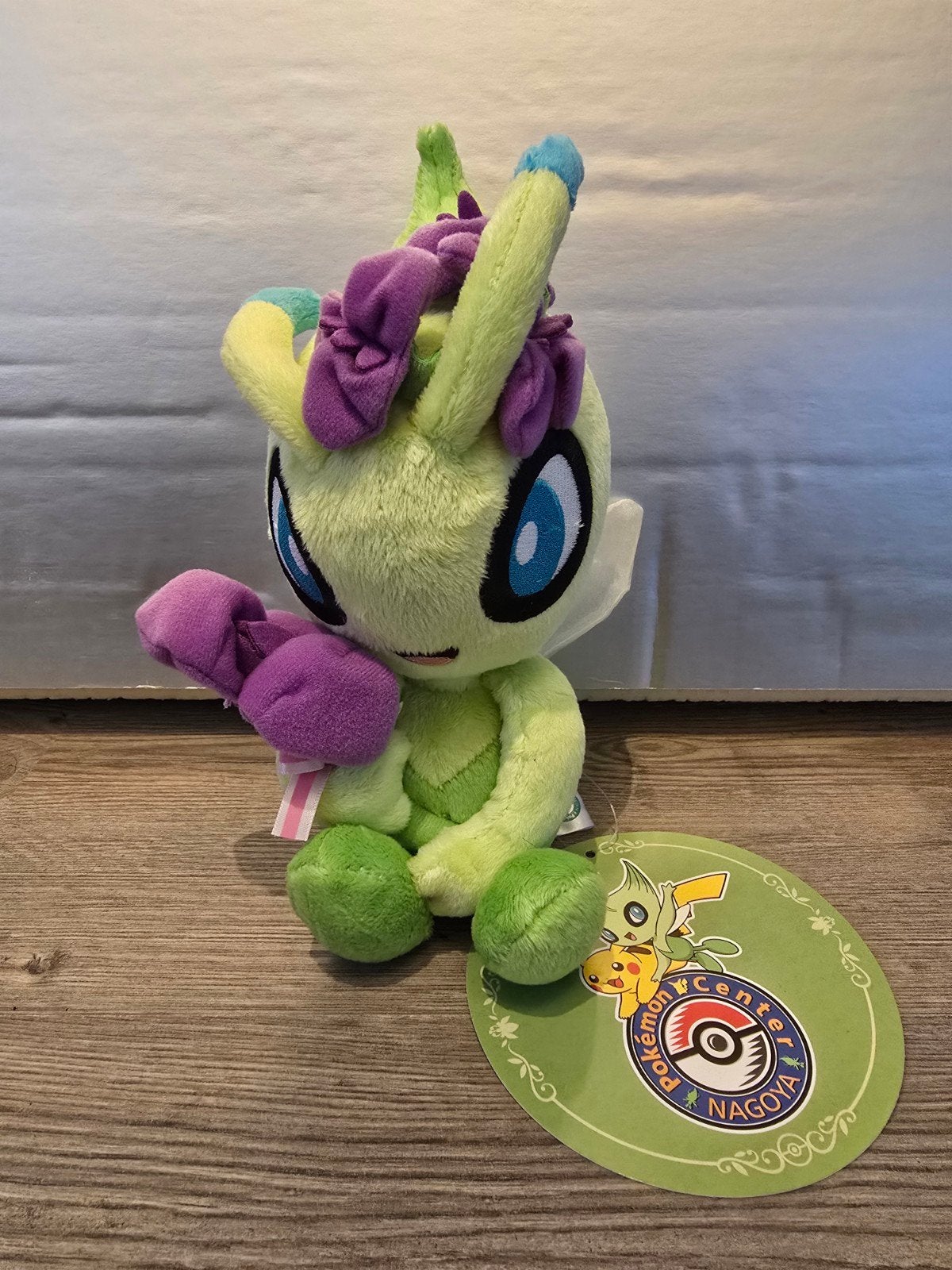 Pokemon knuffel Celebi Nagoya Pokemon center Japan, Groen, Overige typen, Nieuw, Ophalen of Verzenden