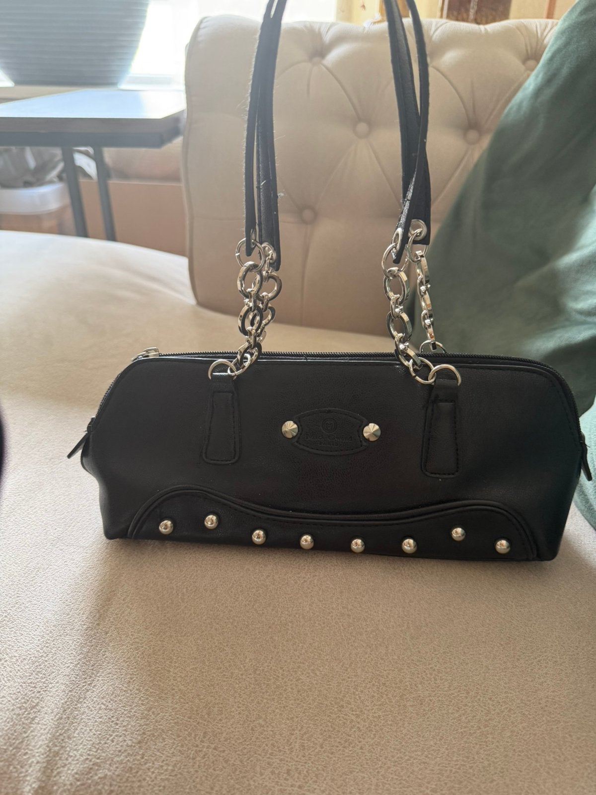 Zwart tasje met studs, Ophalen, Zo goed als nieuw, Zwart, Schoudertasje