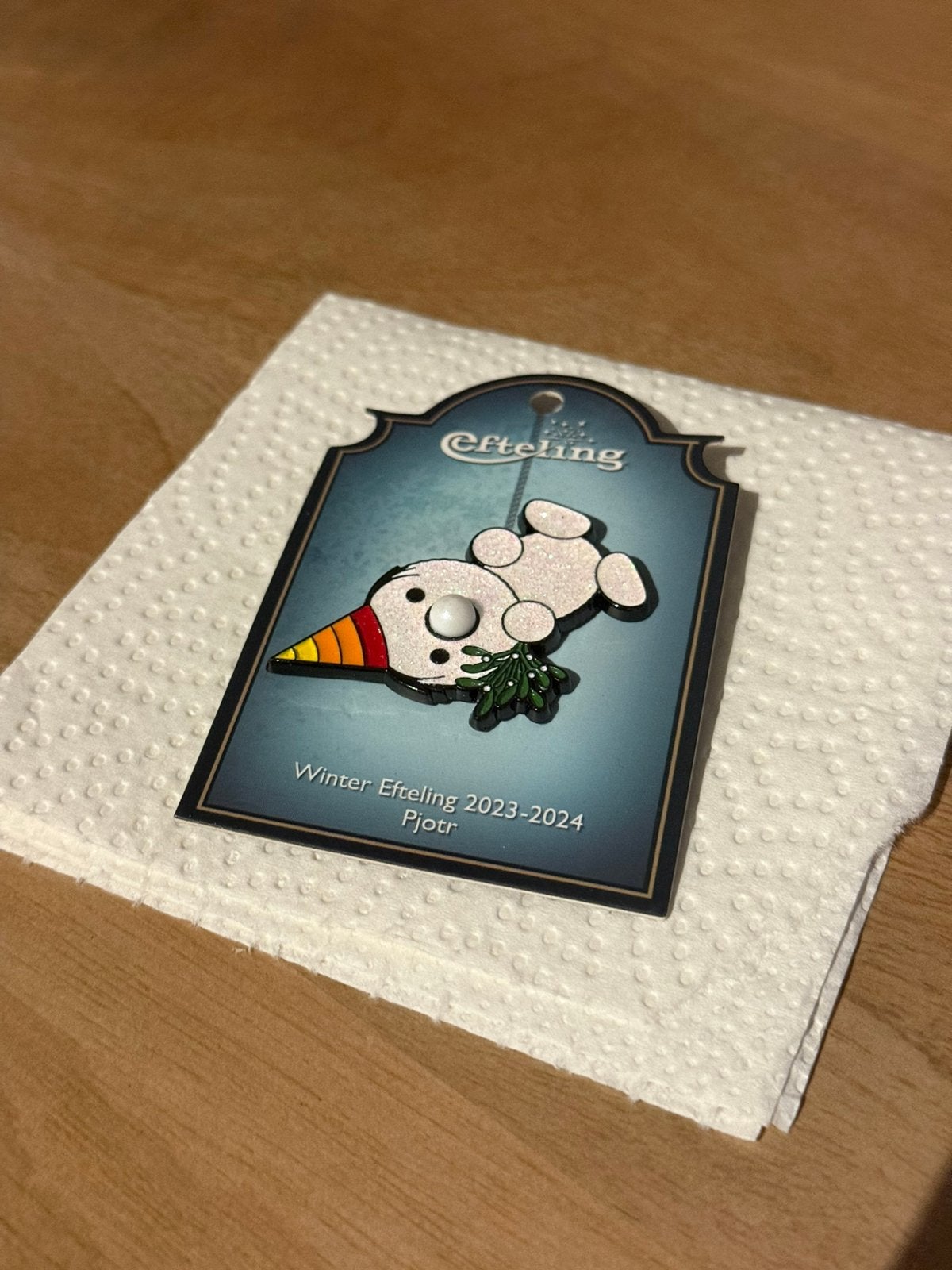 Efteling pin - winter 2023 - 2024 Pjotr, Verzamelen, Efteling, Ophalen of Verzenden, Zo goed als nieuw, Button of Speldje