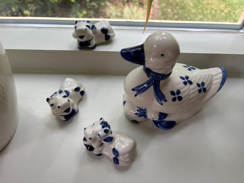 Delfts Blauw Eend en Koeien Beeldjes, Ophalen of Verzenden, Zo goed als nieuw