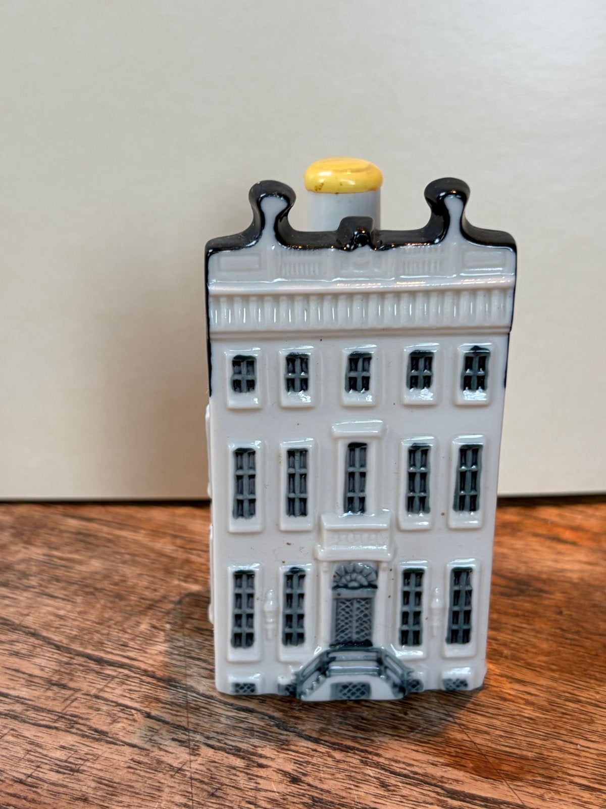 KLM Huisje 83 BOLS Amsterdam 1575 ‘Museum van Loon’Amsterdam, Ophalen of Verzenden, Gebruikt