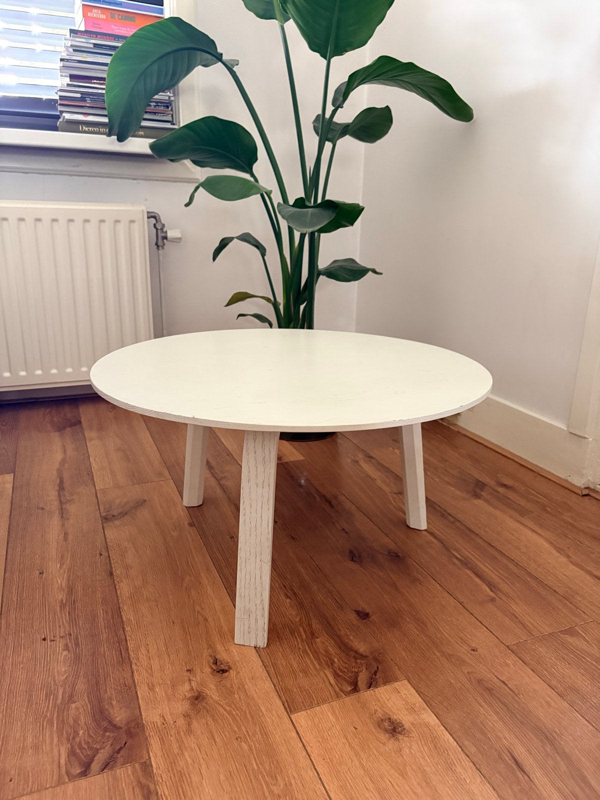 HAY Bella salontafel – Ø60 cm – Wit, Ophalen, Overige materialen, 50 tot 100 cm, Rond