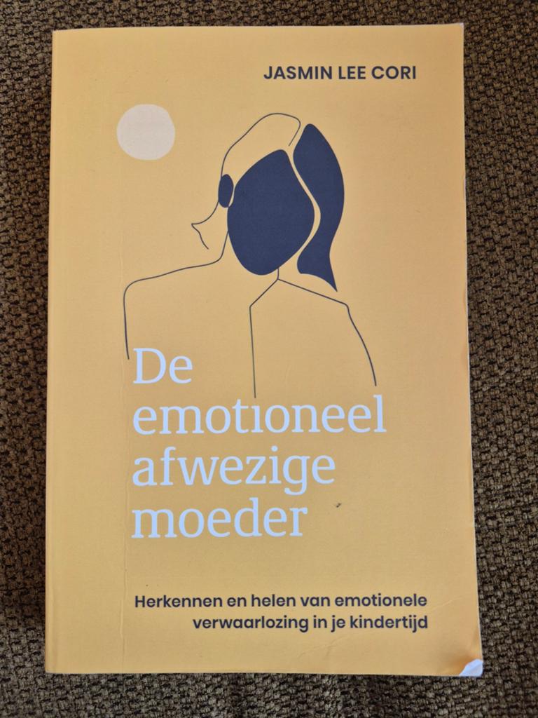 Jasmin Lee Cori - De emotioneel afwezige moeder, Boeken, Ophalen of Verzenden, Zo goed als nieuw, Jasmin Lee Cori
