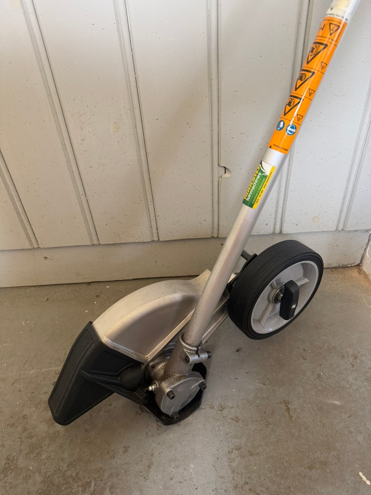 Husqvarna kantensnijder / trimmer, Tuin en Terras, Grastrimmers, Ophalen, Zo goed als nieuw