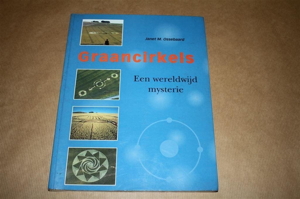 Graancirkels. Een wereldwijd mysterie., Ophalen of Verzenden, Gelezen, Overige onderwerpen, Achtergrond en Informatie