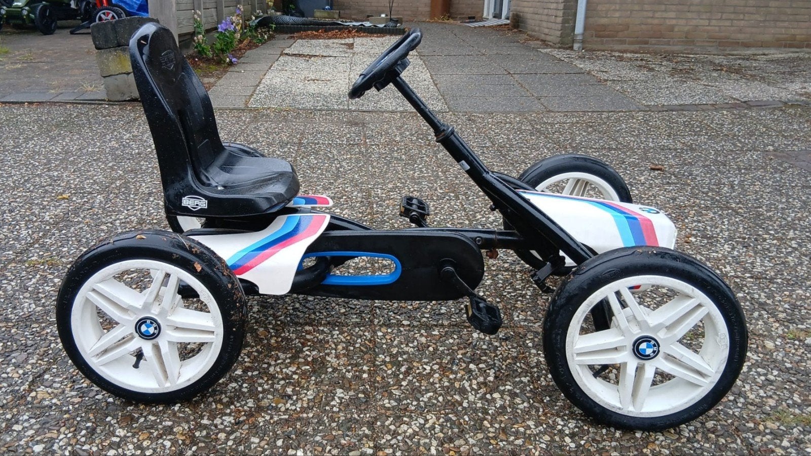 berg buddy BMW leeftijd 3 tm 8 jaar, Kinderen en Baby's, Speelgoed | Buiten | Skelters, Ophalen, Gebruikt, Berg, Vrijloopautomaat