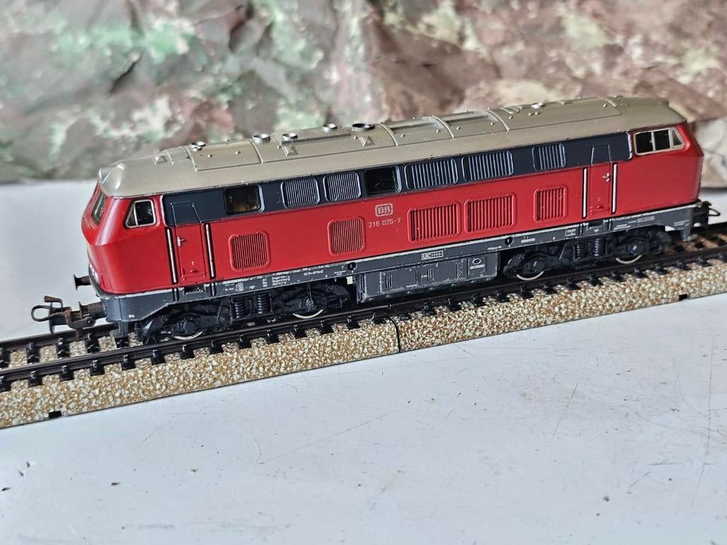 Modeltrein Ho marklin 3075 diesellok V-216 025 7, Wisselstroom, Gebruikt, Locomotief, Ophalen of Verzenden
