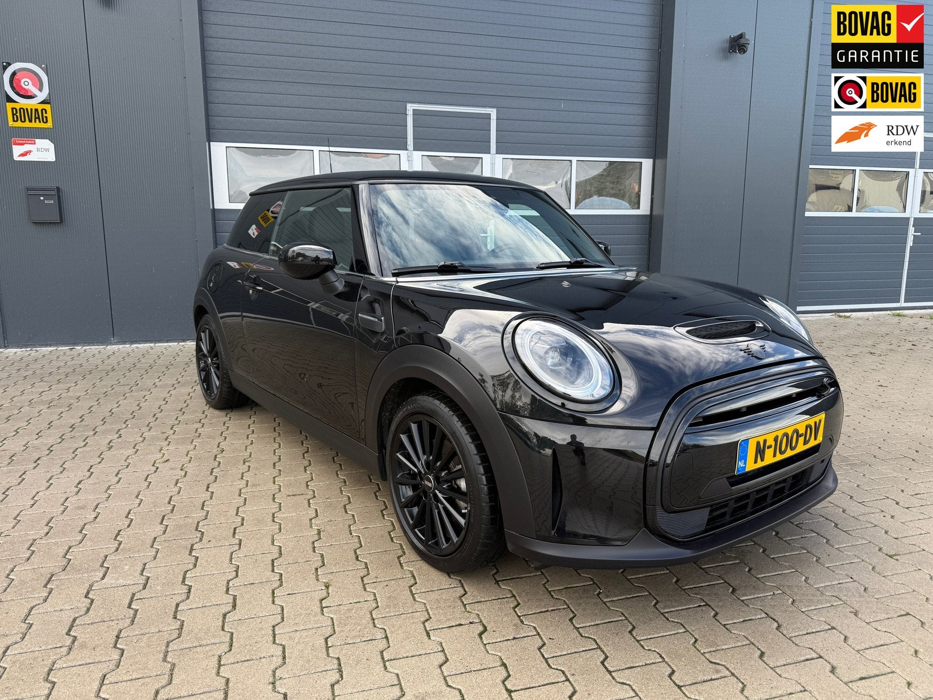 Mini Electric COOPER S - 33kWh all-in prijs, Auto's, Mini, 1340 kg, Parkeersensor, 33 kWh, 4 stoelen