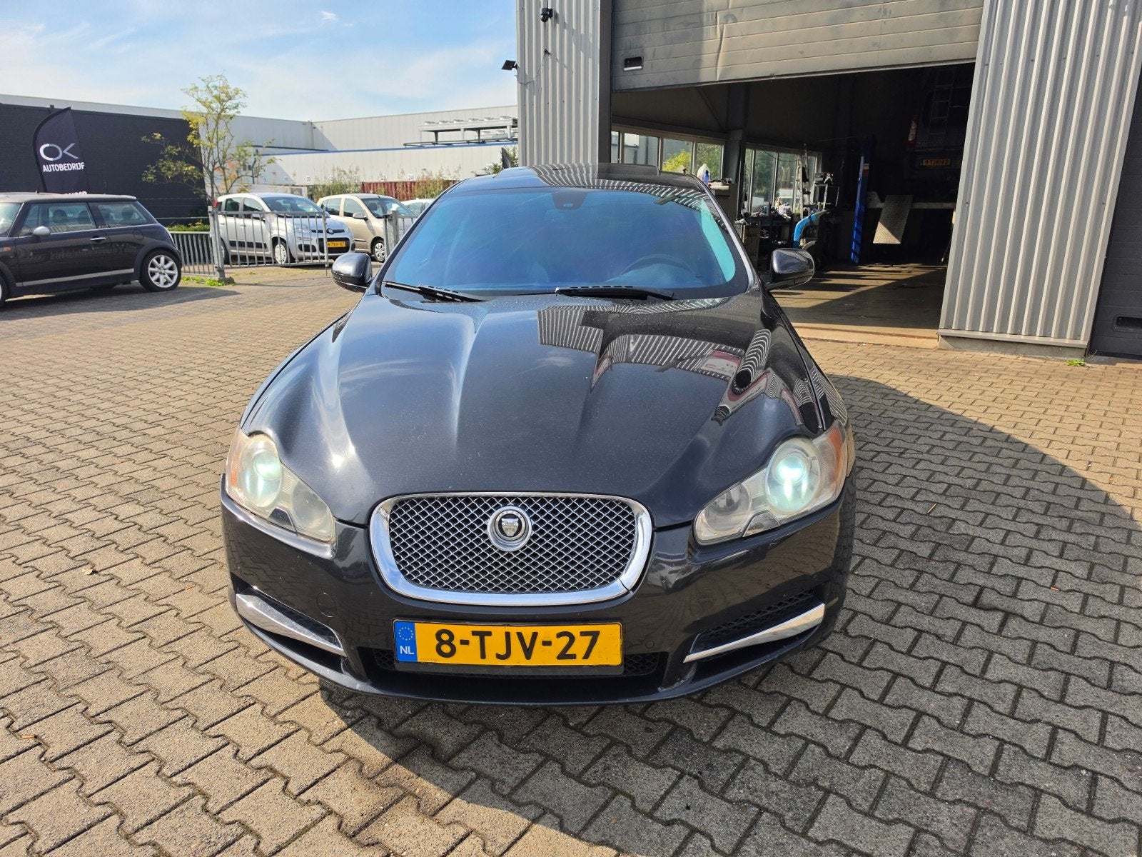 Jaguar XF 3.0 D V6 AUT 2011 Grijs, Auto's, Automaat, Euro 5, Zwart, 2993 cc